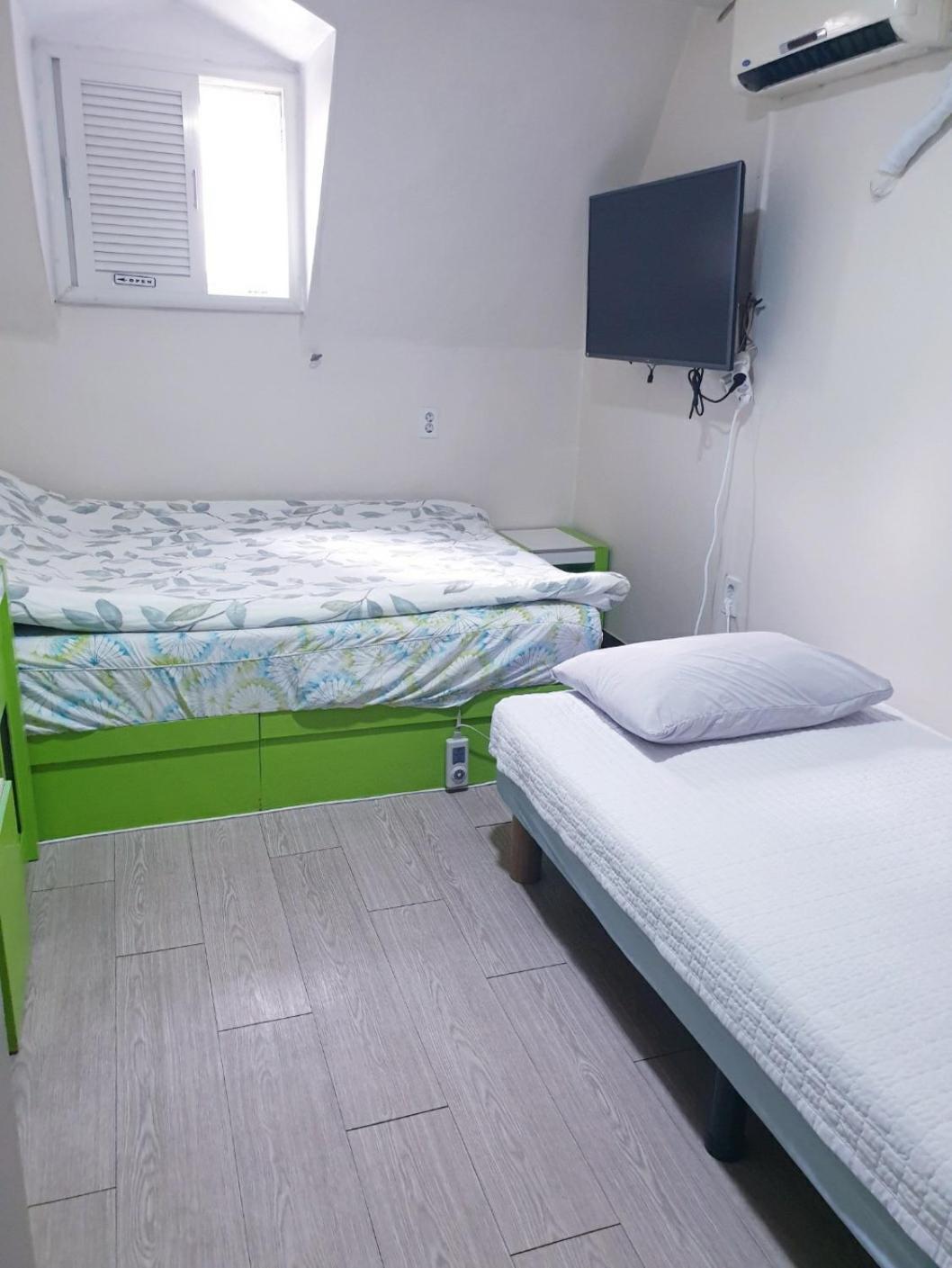 Oppa Hostel Sinchon-Hongdae Seoul Exterior photo