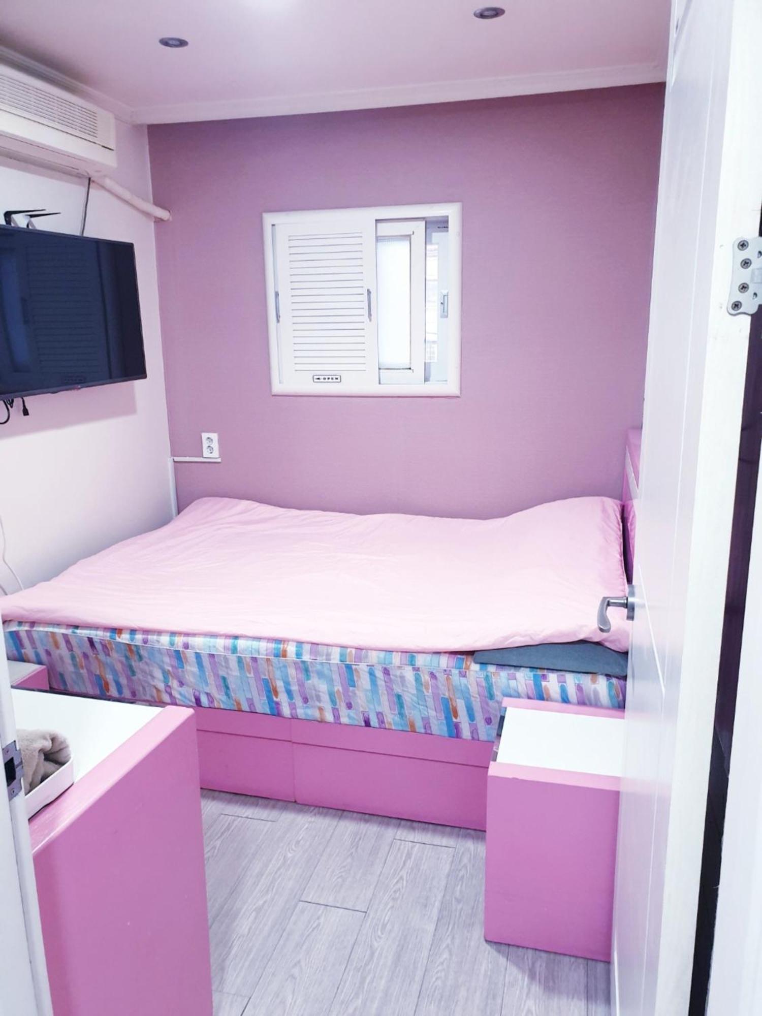 Oppa Hostel Sinchon-Hongdae Seoul Exterior photo