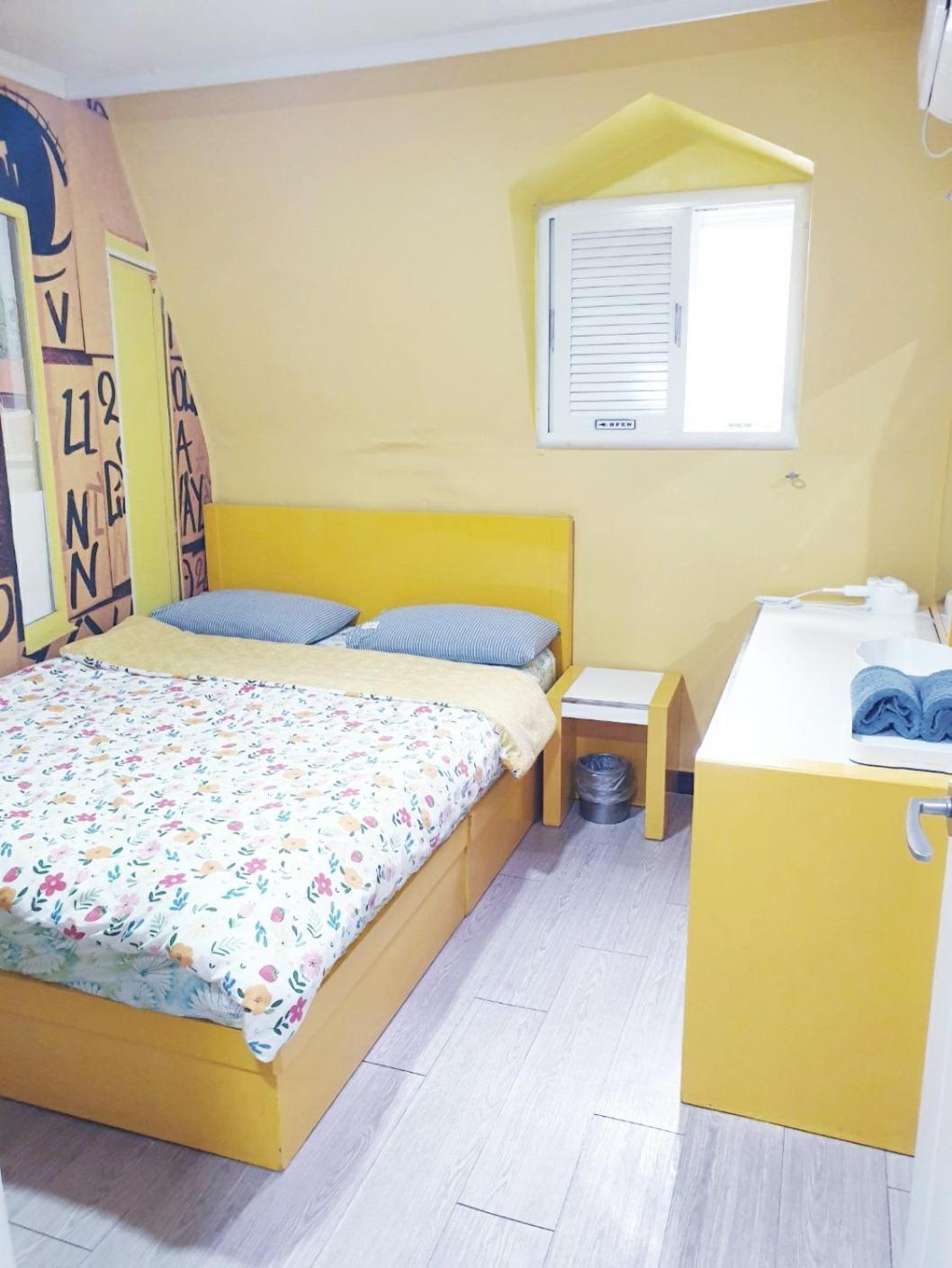 Oppa Hostel Sinchon-Hongdae Seoul Exterior photo